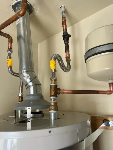 Water heater installation and plumbing repair in Lake Worth